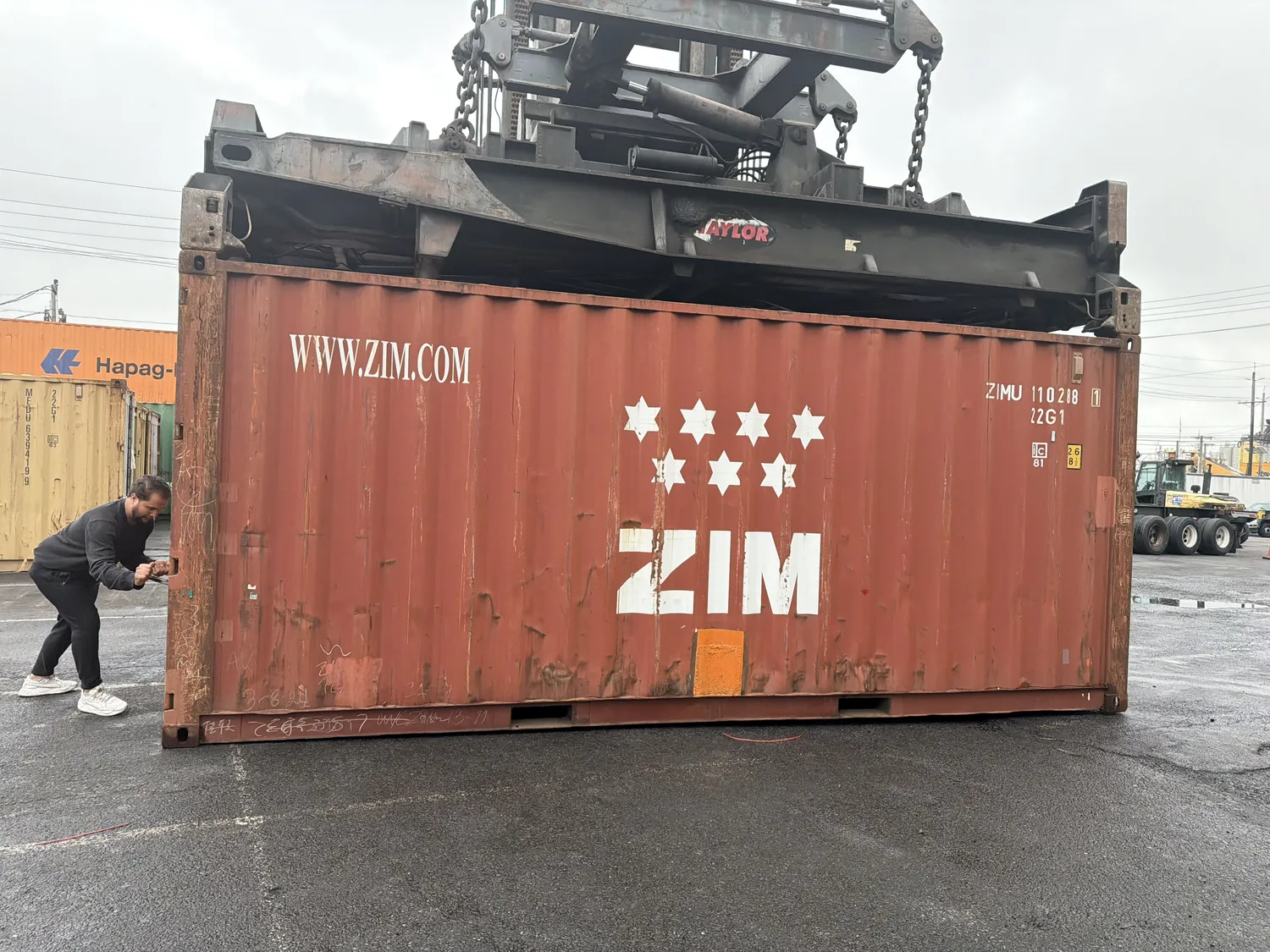 Container