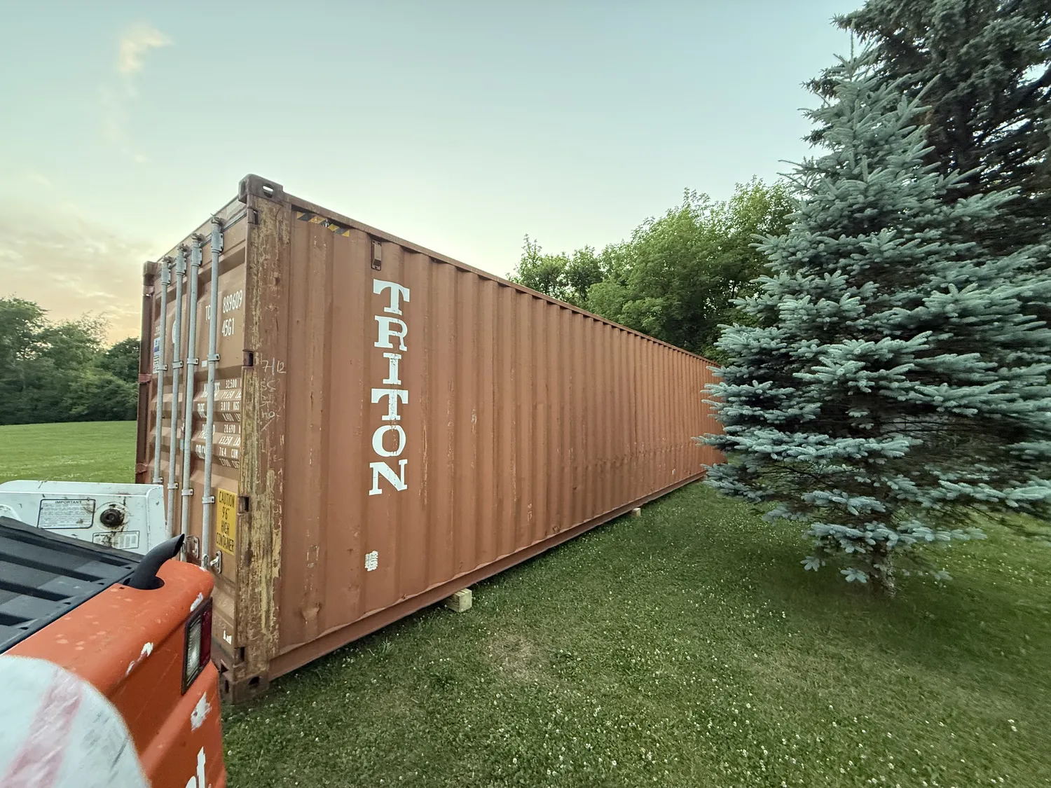 Container